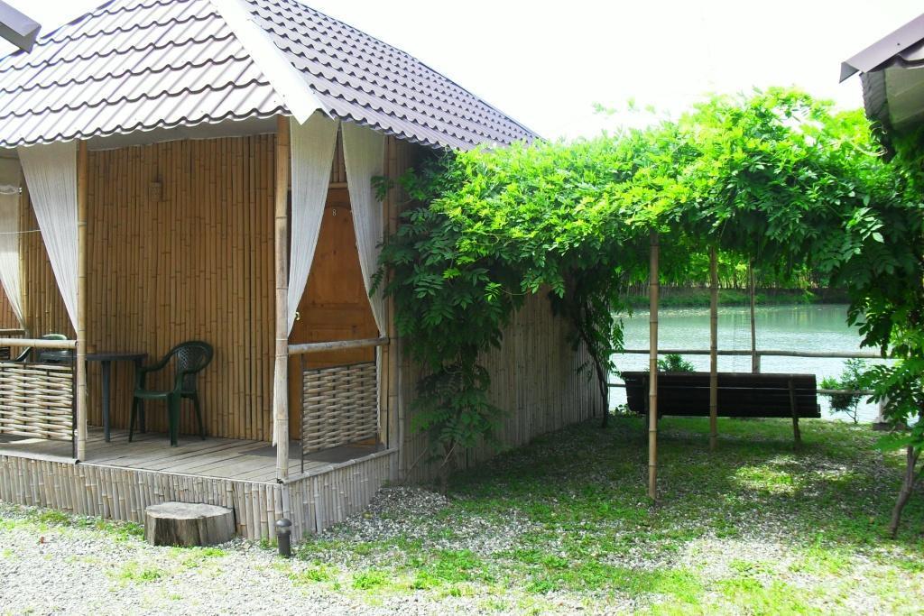 Ostrov Park-Hotel Pizunda Exteriör bild